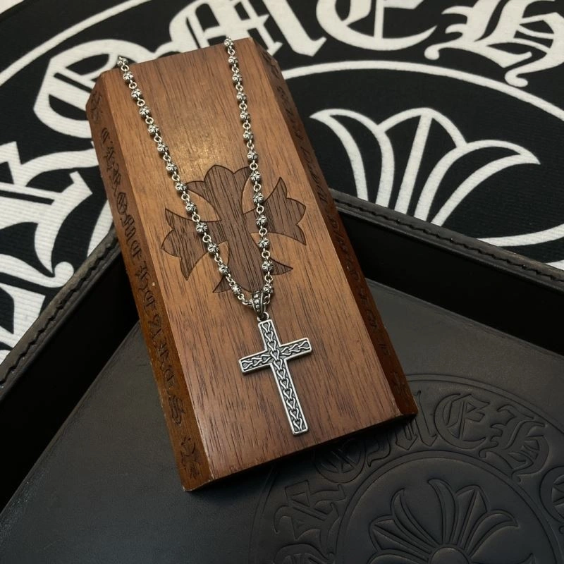Snug Chrome Hearts Necklaces 242358