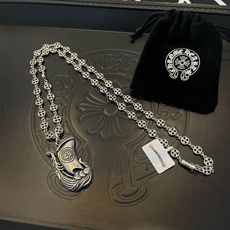 Sleek Chrome Hearts Necklaces 242329