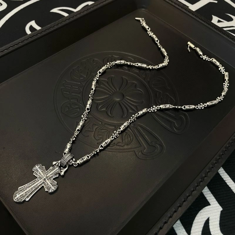Sleek Chrome Hearts Necklaces 241828