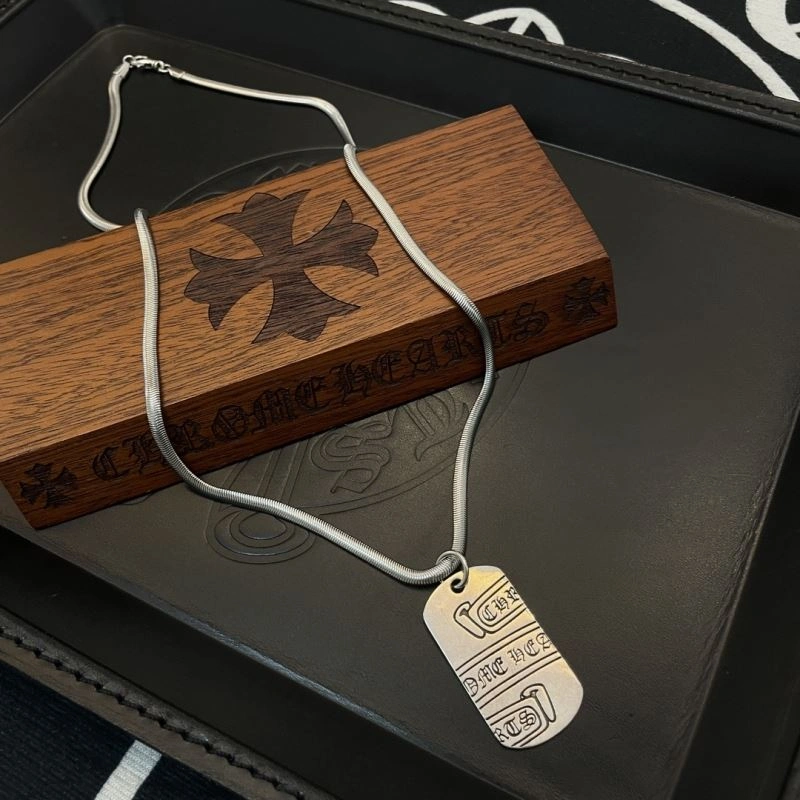 Elegant Chrome Hearts Necklaces 241833