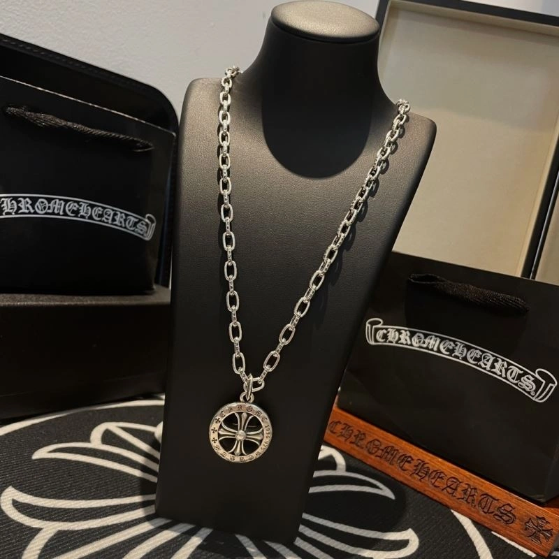 OdorResistant Chrome Hearts Necklaces 241810