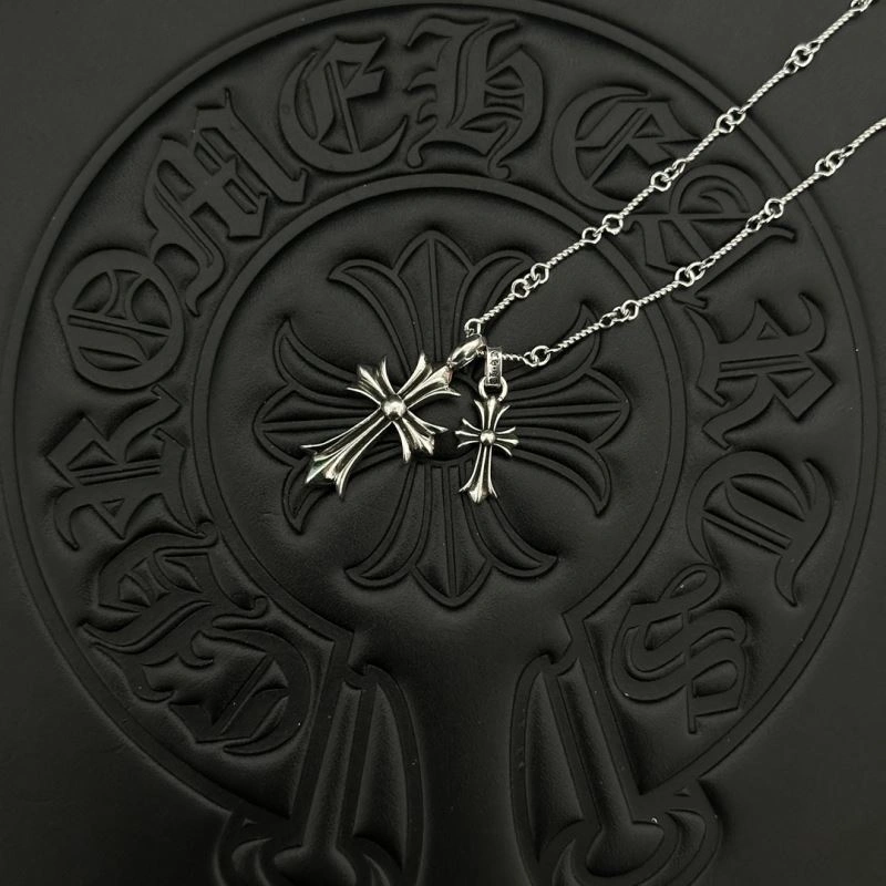 Bright Chrome Hearts Necklaces 241796
