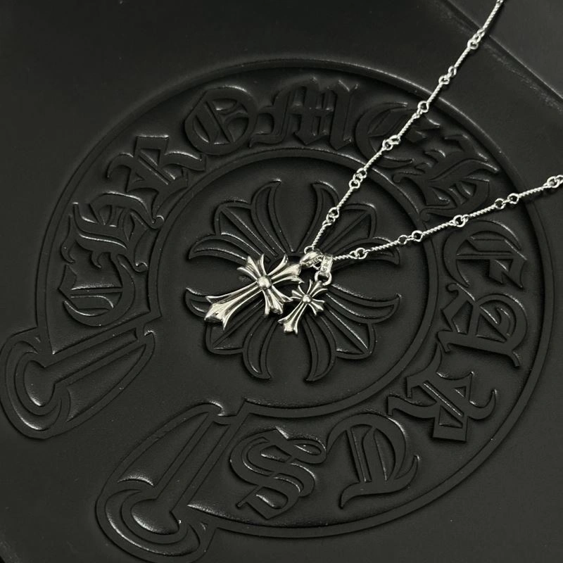 Bright Chrome Hearts Necklaces 241796