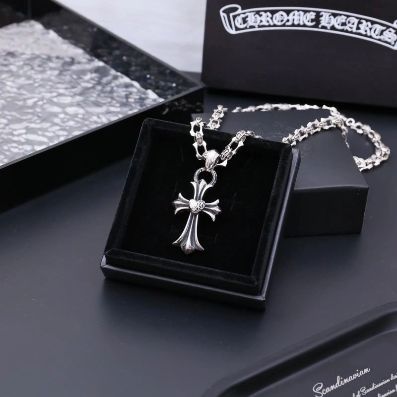 SmoothTexture Chrome Hearts Necklaces 241805