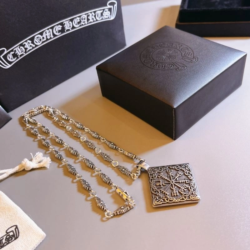 Compact Chrome Hearts Necklaces 241820