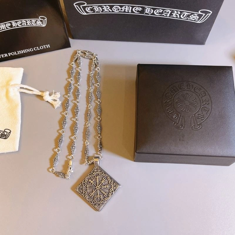 Compact Chrome Hearts Necklaces 241820