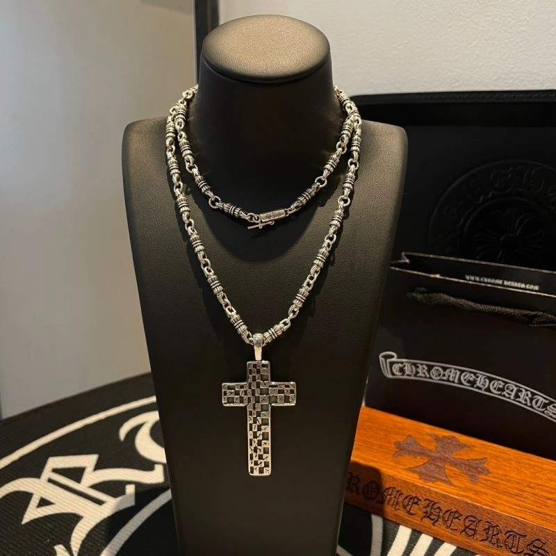 Youthful Chrome Hearts Necklaces 241815