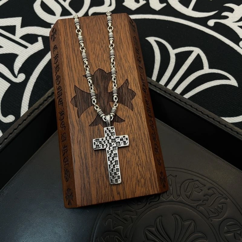 Youthful Chrome Hearts Necklaces 241815