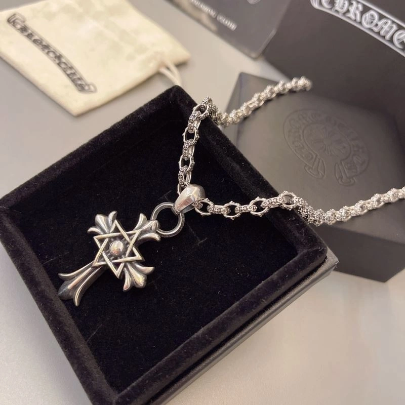 Seasonal Chrome Hearts Necklaces 241667