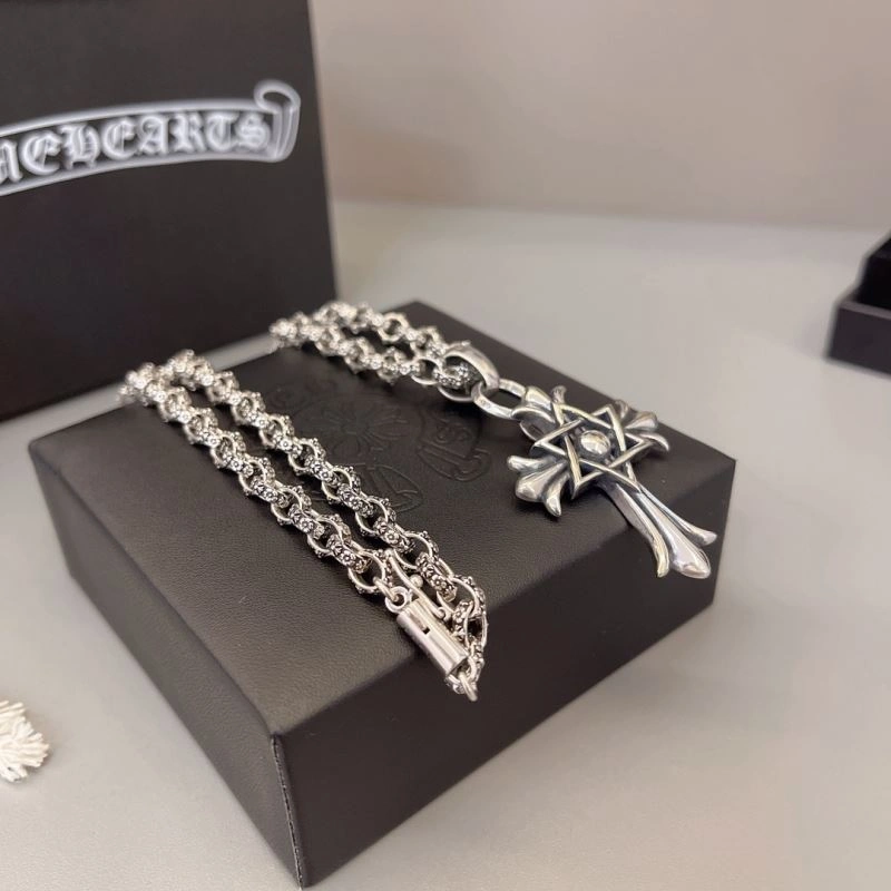 Seasonal Chrome Hearts Necklaces 241667