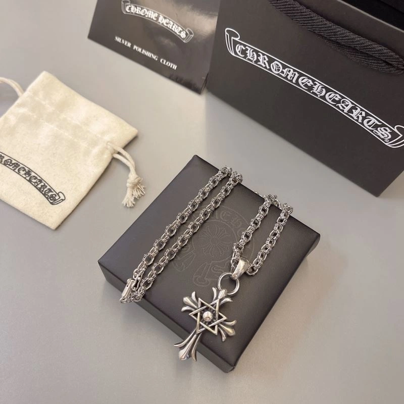 Seasonal Chrome Hearts Necklaces 241667