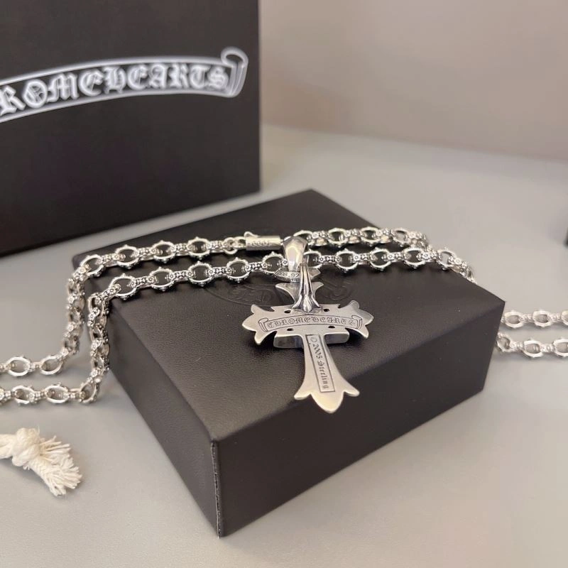 Seasonal Chrome Hearts Necklaces 241667