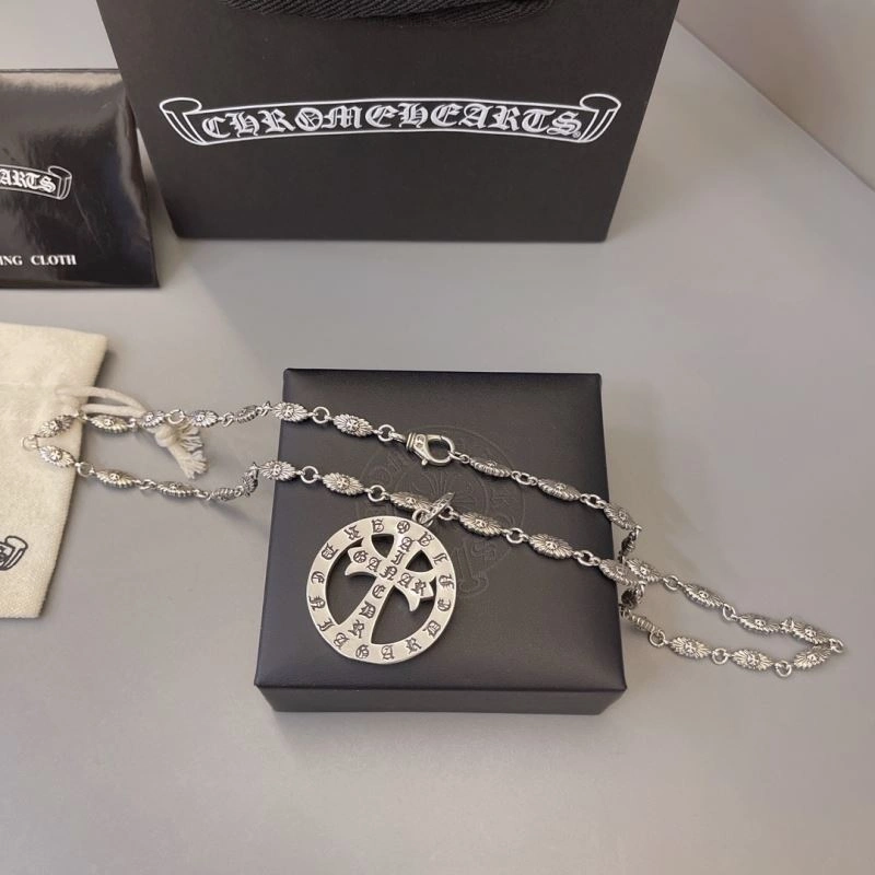 WrinkleFree Chrome Hearts Necklaces 241652