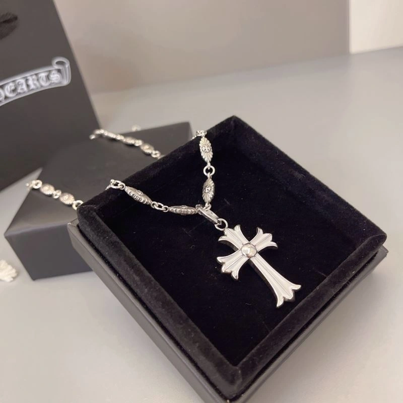 Elegant Chrome Hearts Necklaces 241642