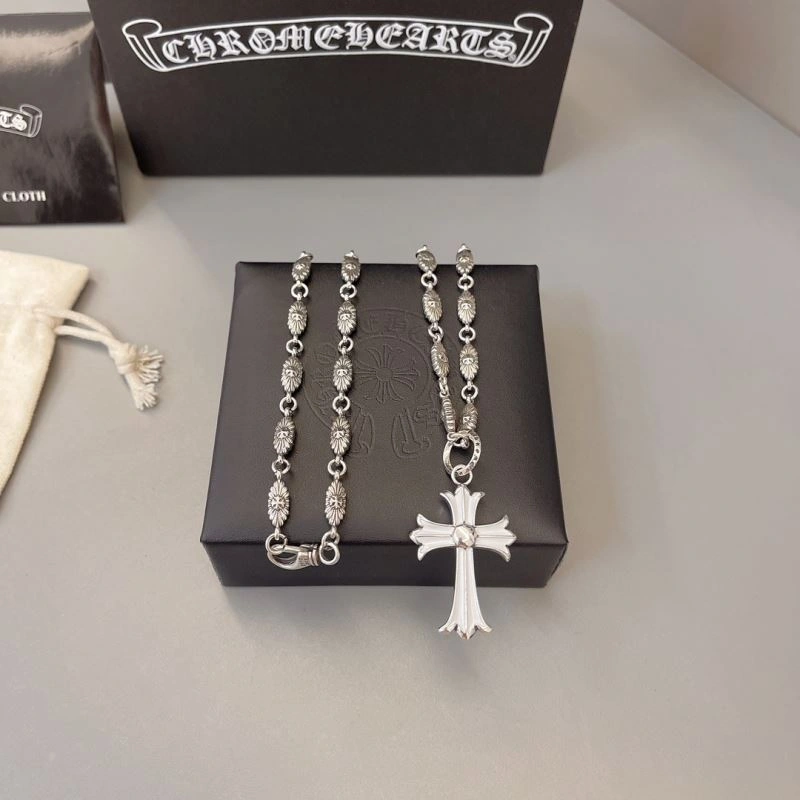 Elegant Chrome Hearts Necklaces 241642