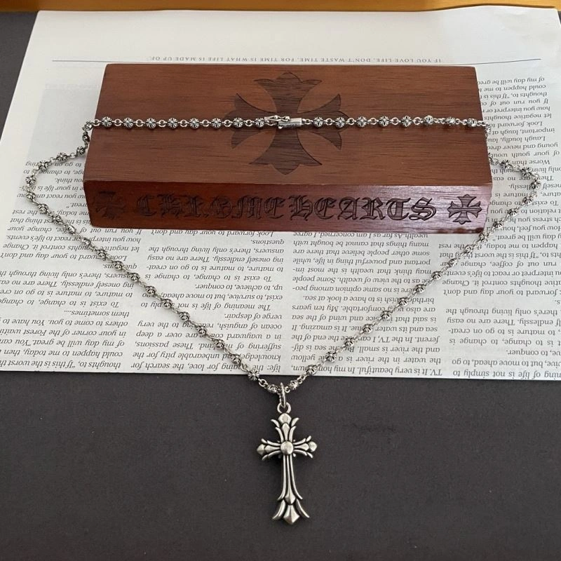 Sophisticated Chrome Hearts Necklaces 241645