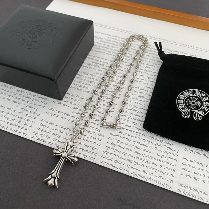 Sophisticated Chrome Hearts Necklaces 241645