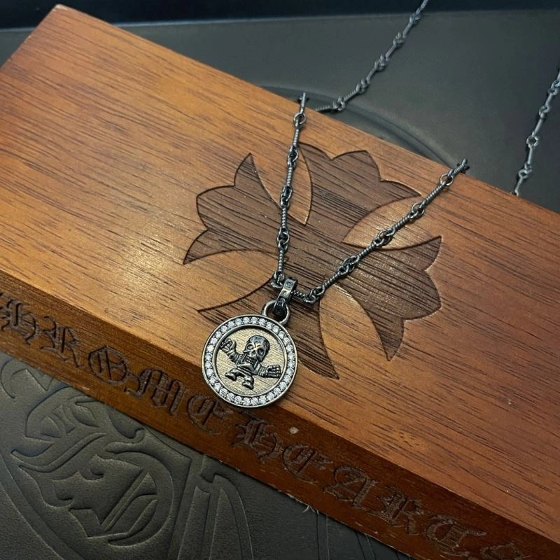 Stylish Chrome Hearts Necklaces 241628