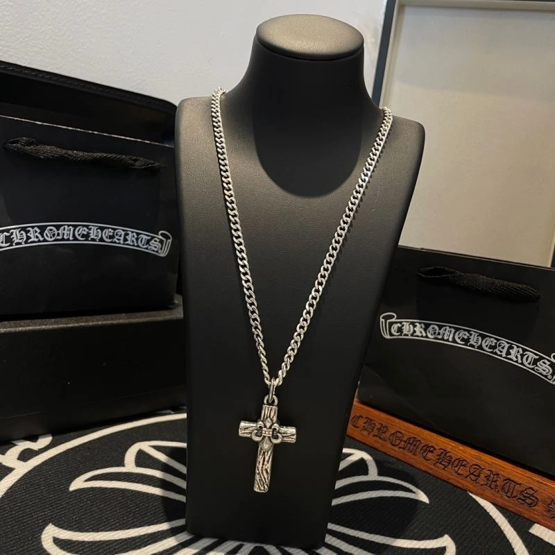 Elegant Chrome Hearts Necklaces 241637