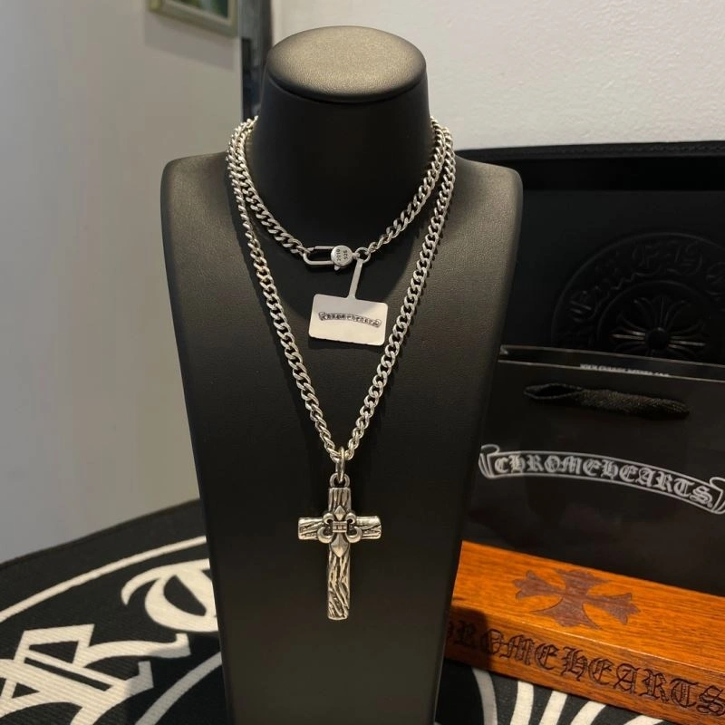 Elegant Chrome Hearts Necklaces 241637