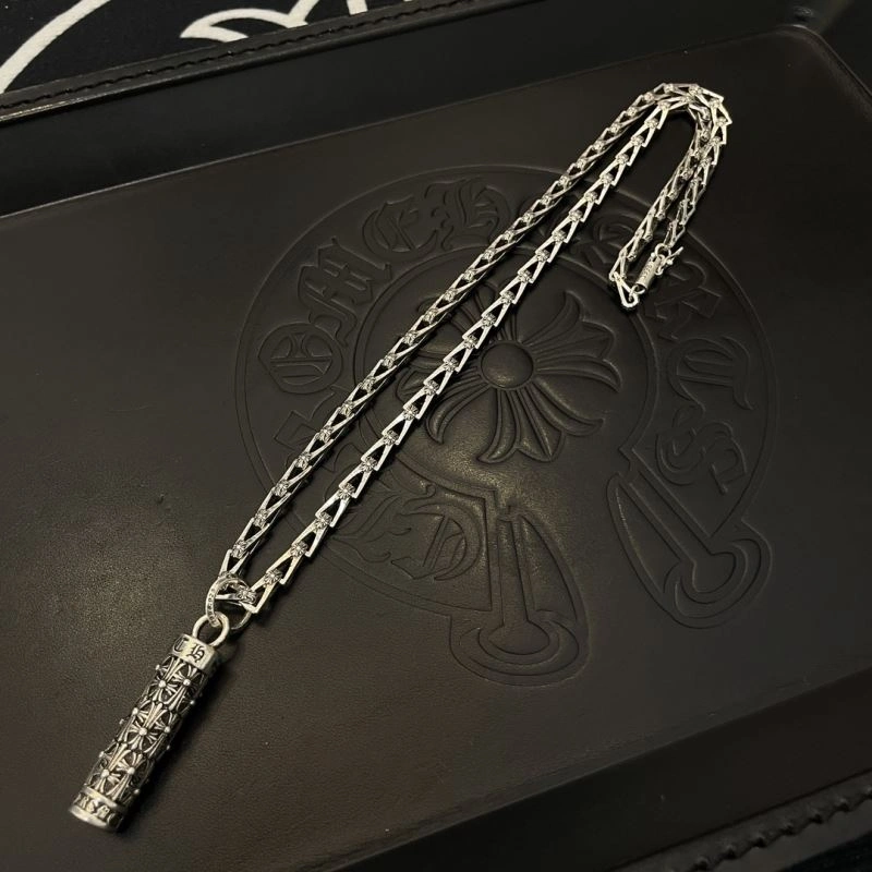 Seasonal Chrome Hearts Necklaces 241618