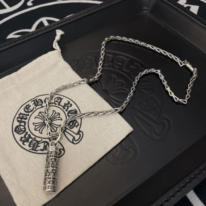 Seasonal Chrome Hearts Necklaces 241618