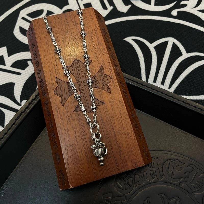 Thermal Chrome Hearts Necklaces 241612