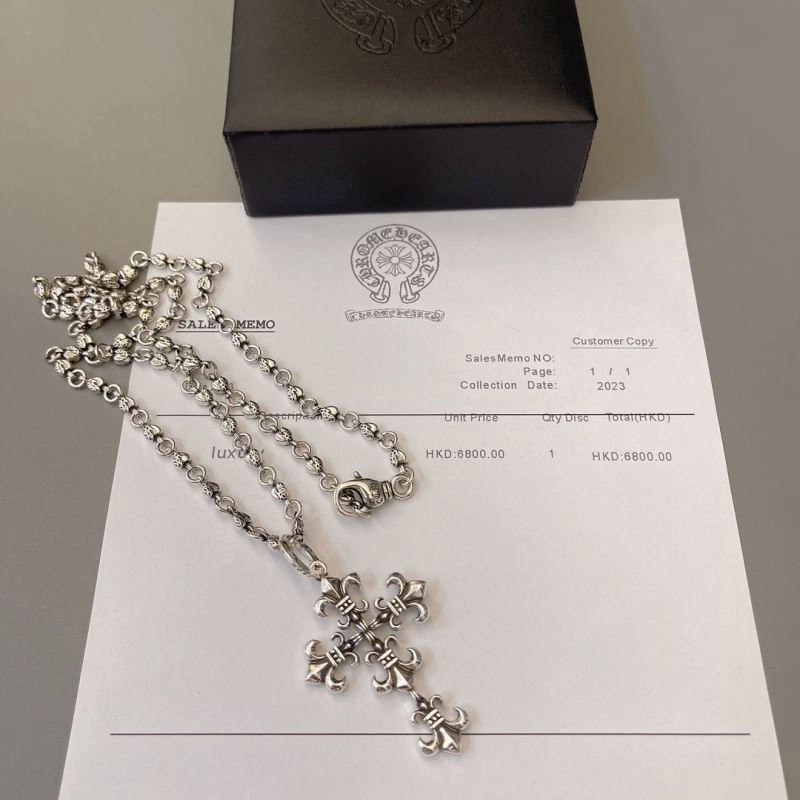Compact Chrome Hearts Necklaces 241602