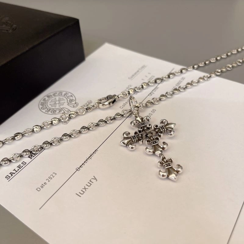 Compact Chrome Hearts Necklaces 241602