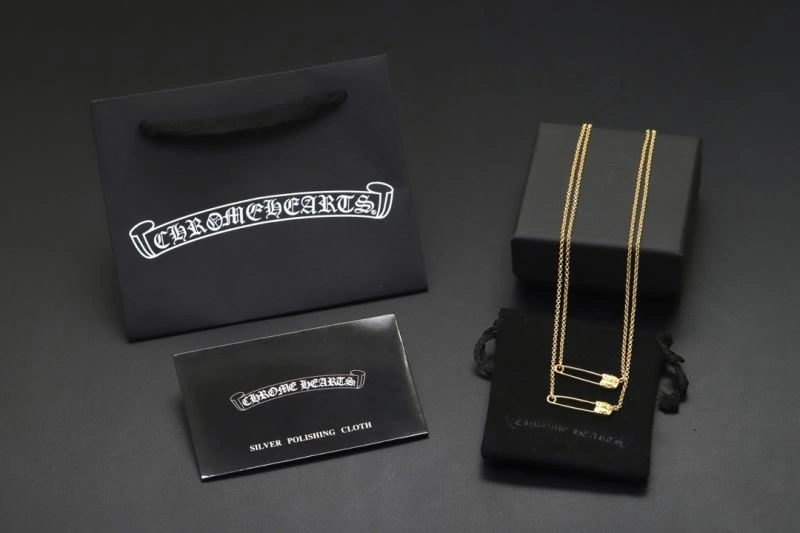 WrinkleFree Chrome Hearts Necklaces 241572