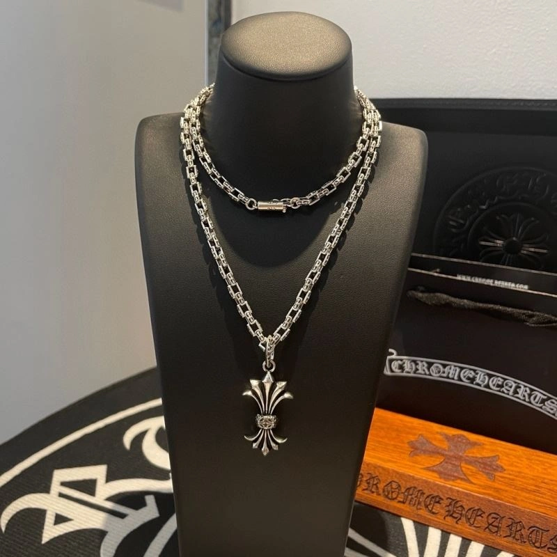 SoftTouch Chrome Hearts Necklaces 241581