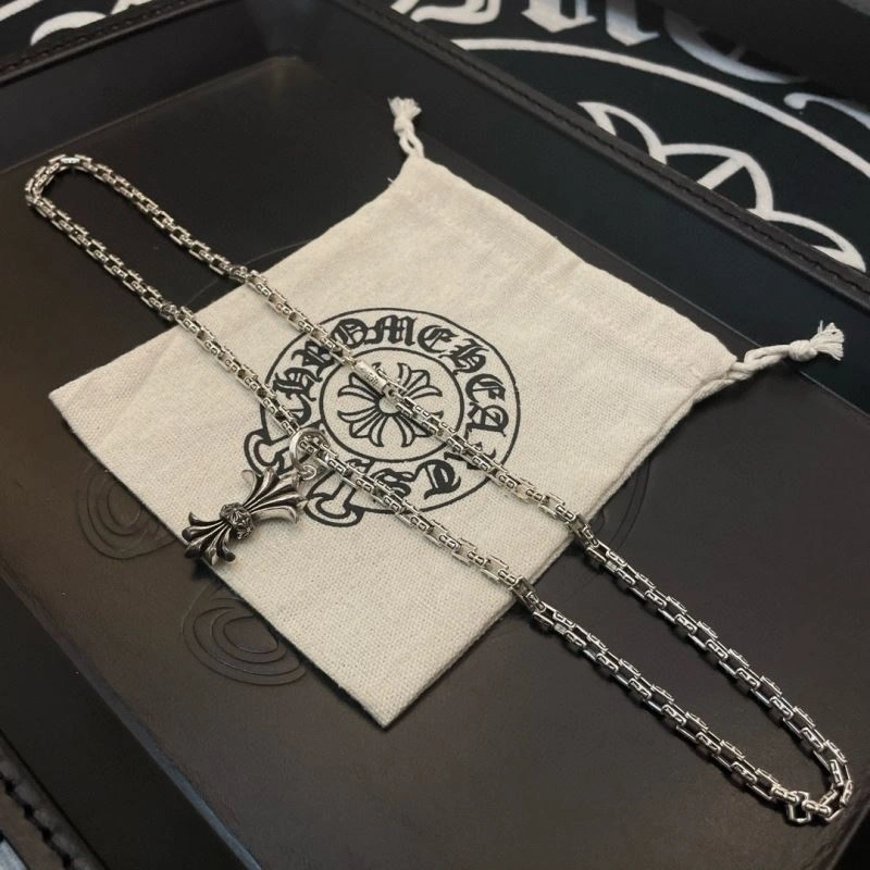 SoftTouch Chrome Hearts Necklaces 241581