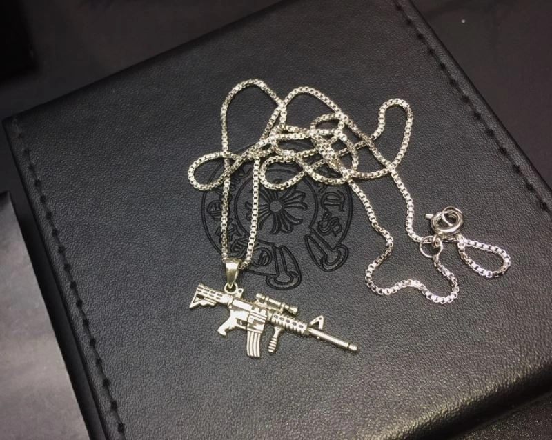 SoftTouch Chrome Hearts Necklaces 241544