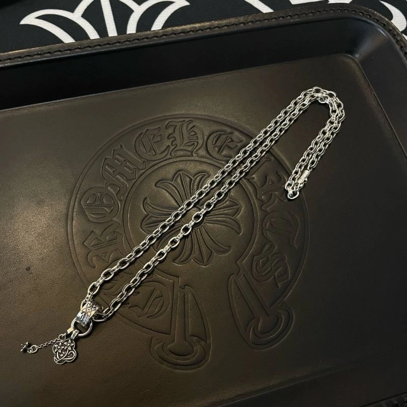 Sleek Chrome Hearts Necklaces 241291