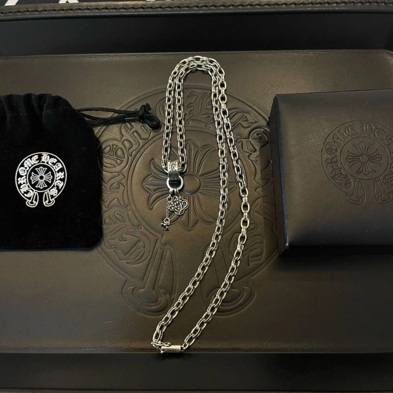 Sleek Chrome Hearts Necklaces 241291