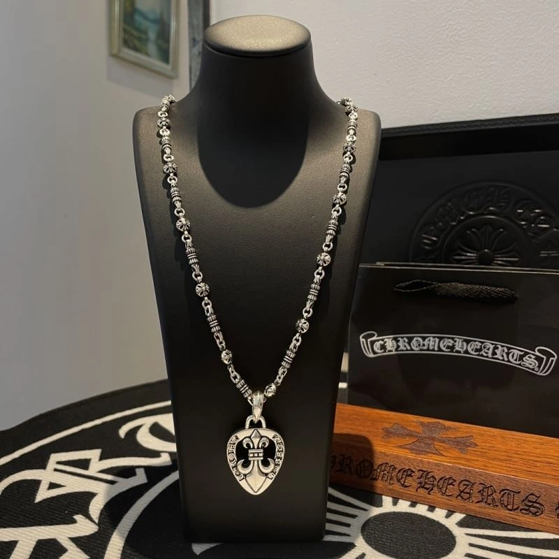 Casual Chrome Hearts Necklaces 241302