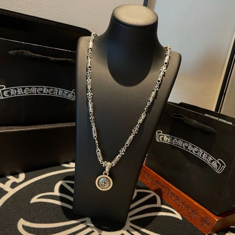 WaterResistant Chrome Hearts Necklaces 241275