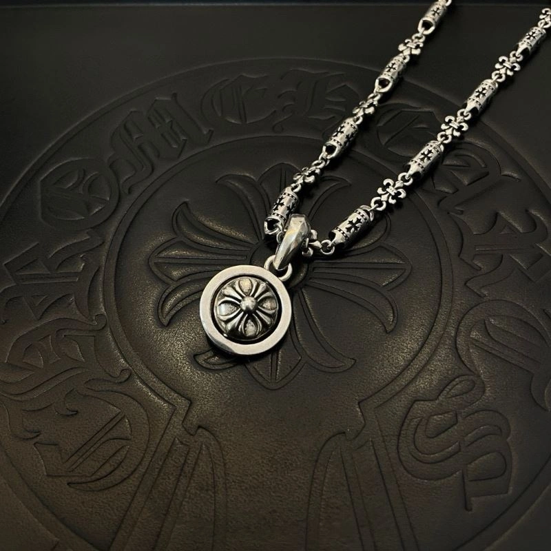 WaterResistant Chrome Hearts Necklaces 241275