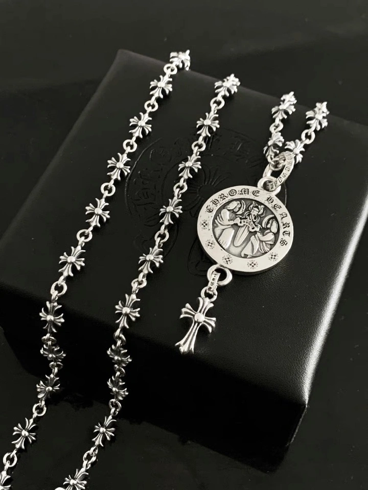 WrinkleFree Chrome Hearts Necklaces 241241