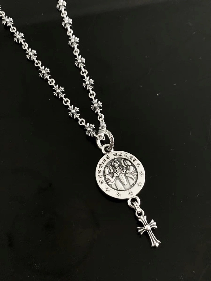 WrinkleFree Chrome Hearts Necklaces 241241