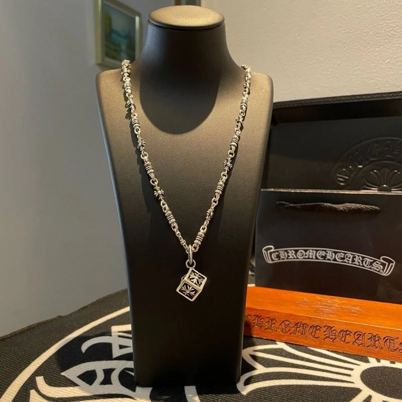 FlexibleFit Chrome Hearts Necklaces 241233