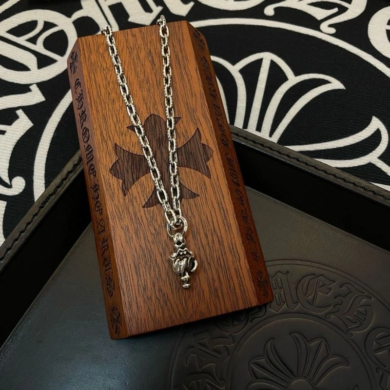 Bold Chrome Hearts Necklaces 241219