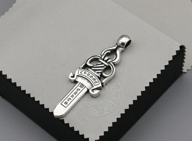 Stretchable Chrome Hearts Necklaces 241201