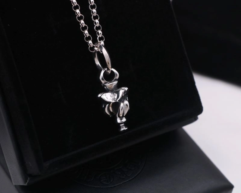 Seasonal Chrome Hearts Necklaces 241197