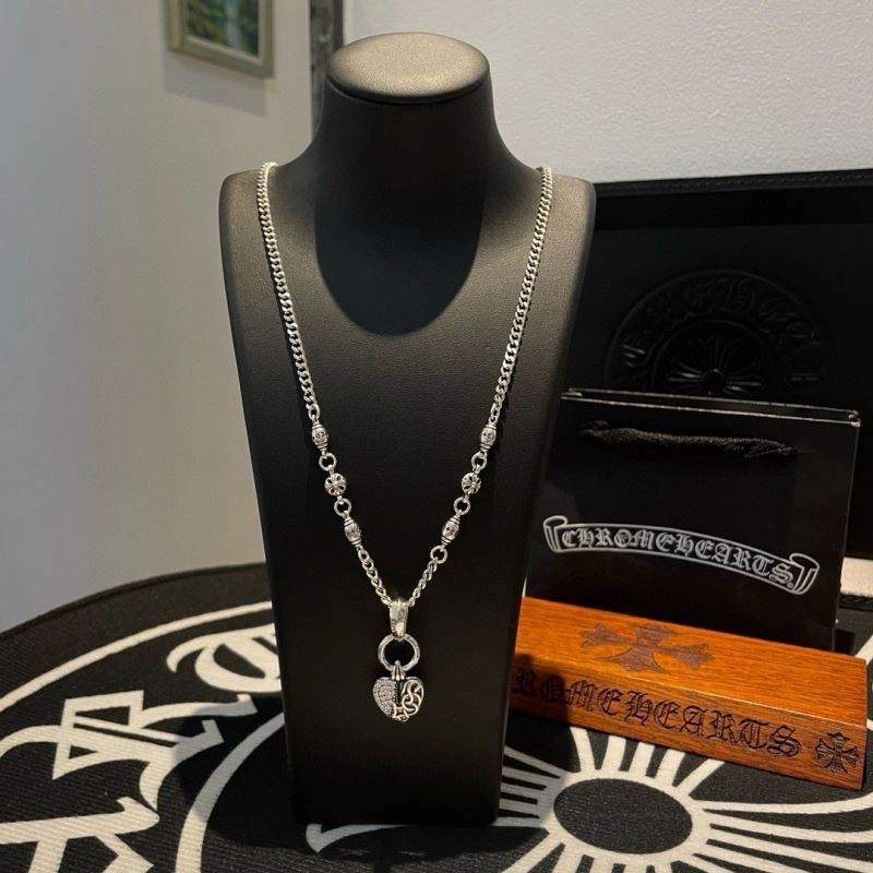 Bold Chrome Hearts Necklaces 241192