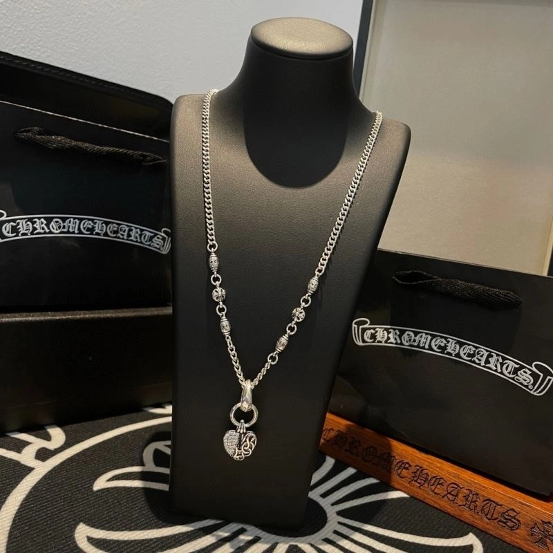Bold Chrome Hearts Necklaces 241192