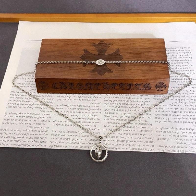 Breathable Chrome Hearts Necklaces 241182