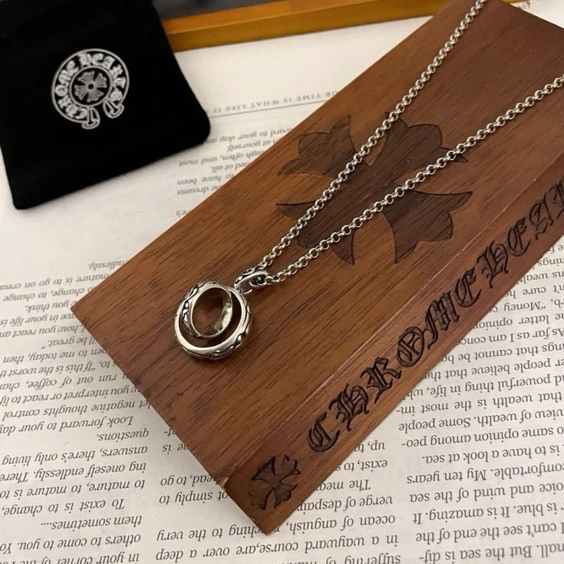 Breathable Chrome Hearts Necklaces 241182