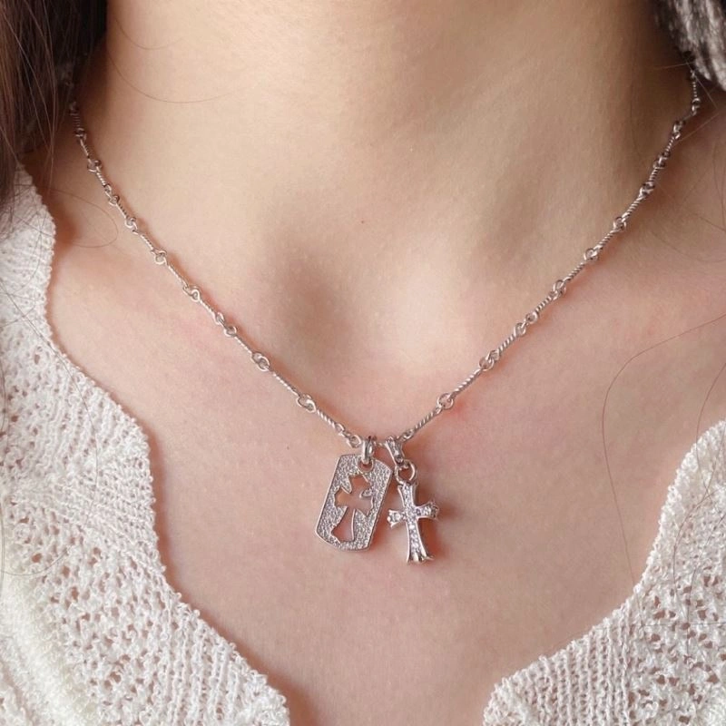 Fashionable Chrome Hearts Necklaces 241176