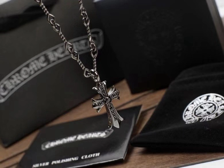 Flexible Chrome Hearts Necklaces 241163